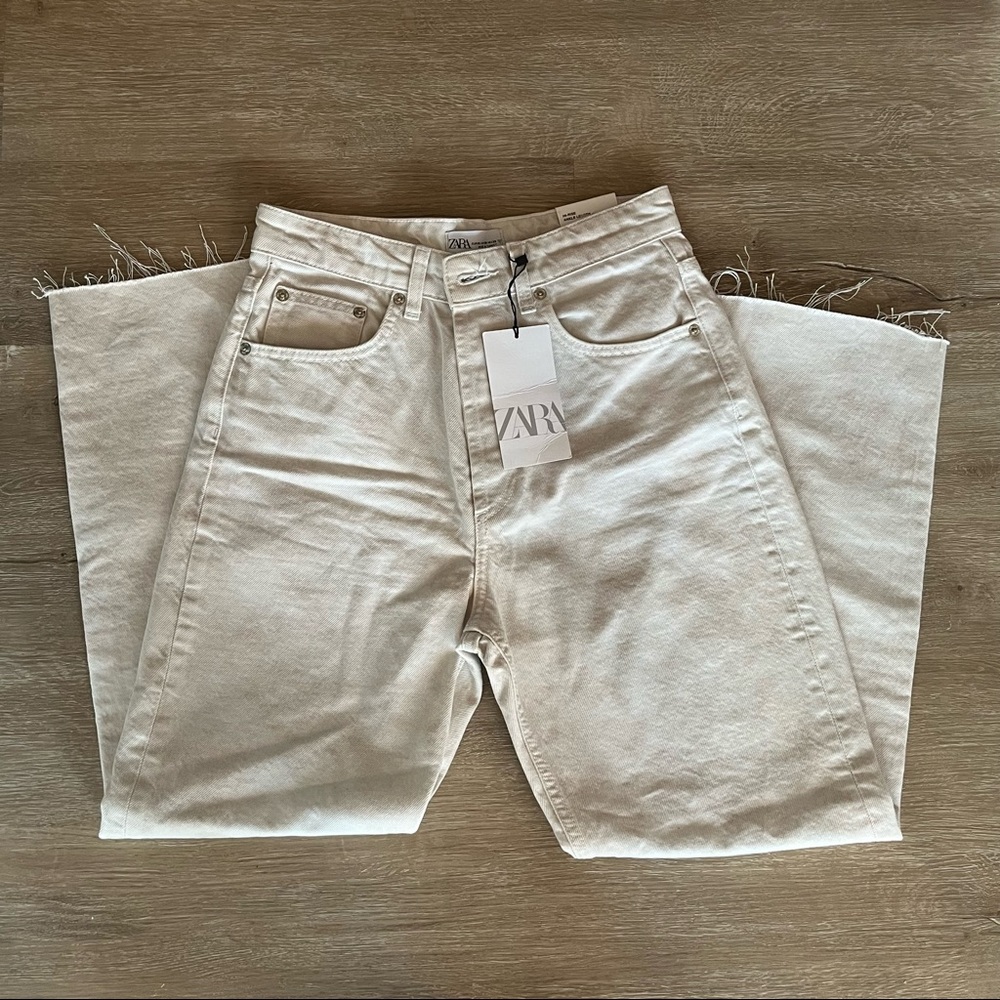 NWT ZARA Straight Leg Cream Pants